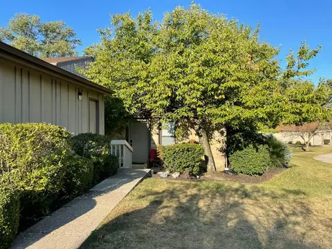 5337 Pros Dr, West Chester, OH 45069