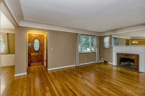 3786 Gardner Ave, Silverton, OH 45236 photo 3