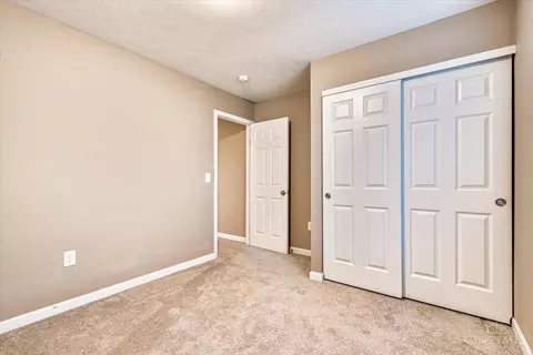 940 Ellson Rd, Cincinnati, OH 45245 photo 24