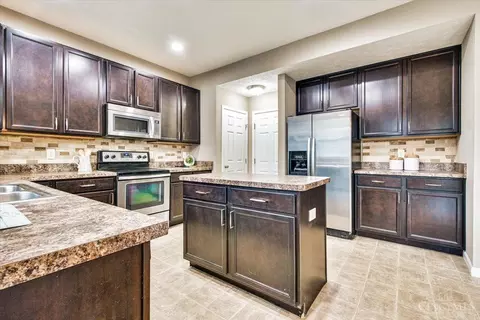 940 Ellson Rd, Cincinnati, OH 45245 photo 10