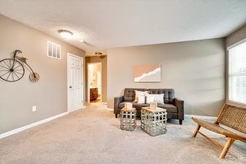 940 Ellson Rd, Cincinnati, OH 45245 photo 16