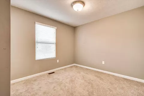940 Ellson Rd, Cincinnati, OH 45245 photo 23