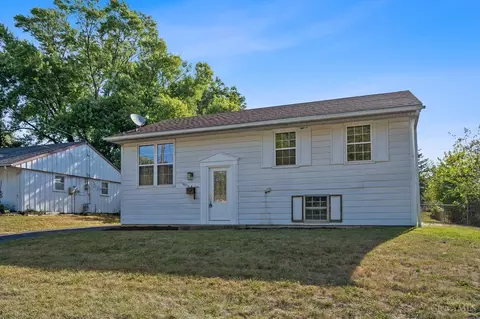 10716 Sharondale Rd, Sharonville, OH 45241