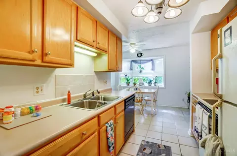 1723 Ebenezer Rd, Cincinnati, OH 45233 photo 12