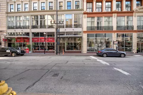 15 Fourth St #412, Cincinnati, OH 45202