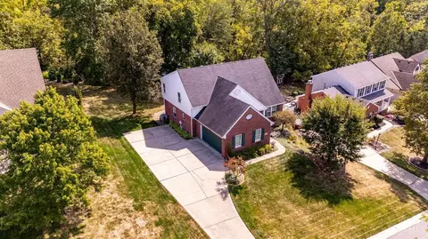 3958 Durango Green Dr, Cleves, OH 45002