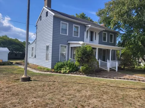 7988 Main St, Highland, OH 45123