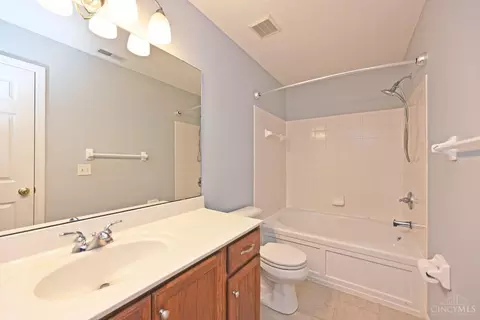 Bath - 348 Rawling Dr, Harrison, OH 45030 photo 4 of 5