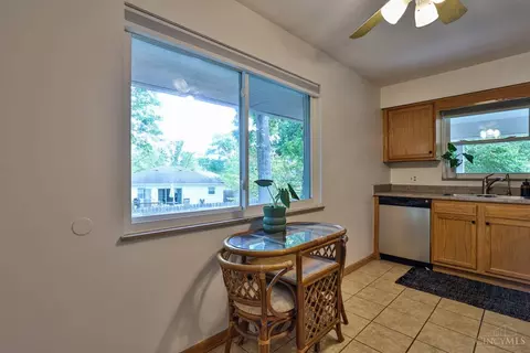 Dining - 5980 Wayside Ct, Cincinnati, OH 45230 photo 2 of 2
