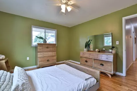 Bedroom - 5980 Wayside Ct, Cincinnati, OH 45230 photo 2 of 6