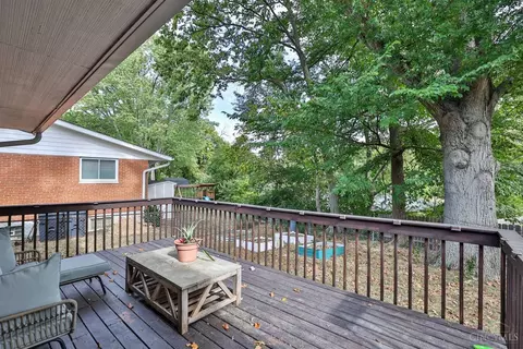 Exterior - 5980 Wayside Ct, Cincinnati, OH 45230 photo 5 of 7