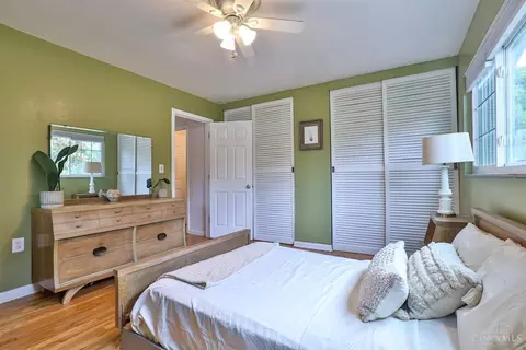 Bedroom - 5980 Wayside Ct, Cincinnati, OH 45230 photo 3 of 6