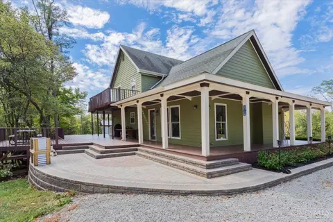8066 Prospect Rd, Hillsboro, OH 45133