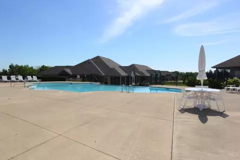 5826 Springview Cir, Mason, OH 45040 photo 4