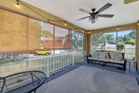 Exterior - 4184 Clearpoint Dr, Cincinnati, OH 45247 photo 2 of 3