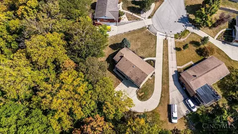 View/Area - 4184 Clearpoint Dr, Cincinnati, OH 45247 photo 3 of 4