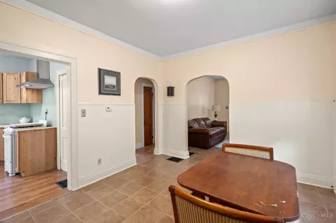 Dining - 5809 Kellogg Ave, Cincinnati, OH 45230 photo 2 of 2