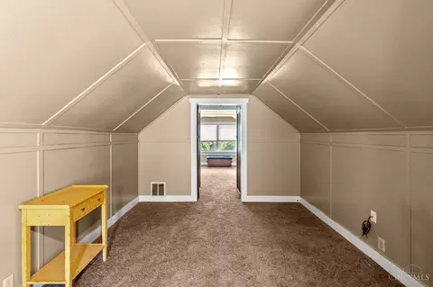 Bedroom - 5809 Kellogg Ave, Cincinnati, OH 45230 photo 2 of 4