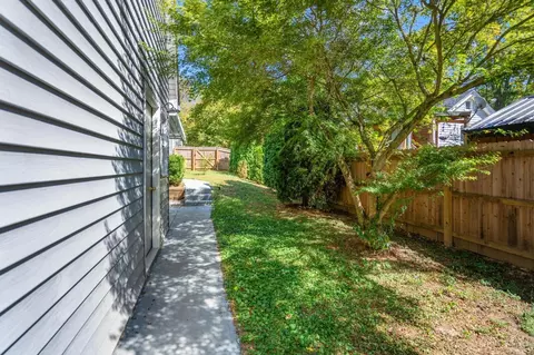 Exterior - 5809 Kellogg Ave, Cincinnati, OH 45230 photo 5 of 7