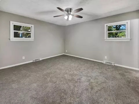 Bedroom - 568 Lang Rd, Cincinnati, OH 45244 photo 1 of 5