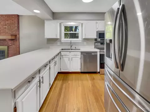Kitchen - 568 Lang Rd, Cincinnati, OH 45244 photo 2 of 3