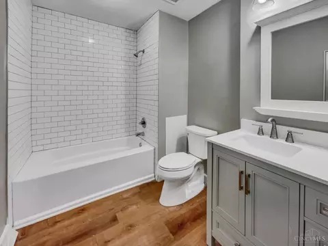 Bath - 568 Lang Rd, Cincinnati, OH 45244 photo 1 of 2