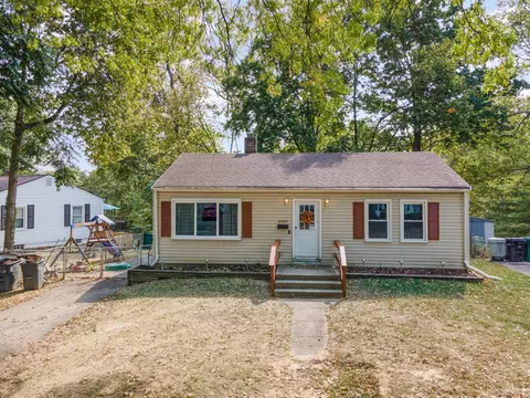 6547 Coffey St, Cincinnati, OH 45230 photo 2