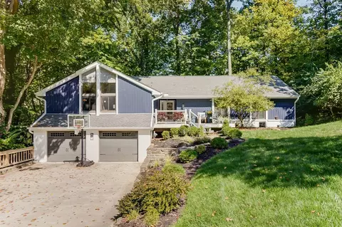6936 Royalgreen Dr, Cincinnati, OH 45244