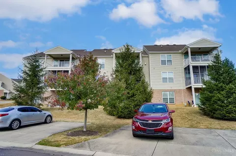 Exterior - 951 Crossing Pointe, Cincinnati, OH 45231 photo 7 of 16