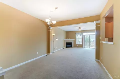 Living - 951 Crossing Pointe, Cincinnati, OH 45231 photo 1 of 11