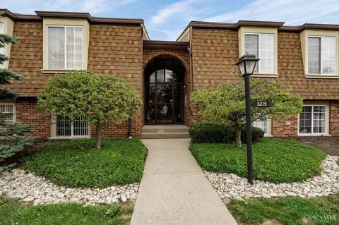 5211 Eaglesnest Dr #76, Cincinnati, OH 45248