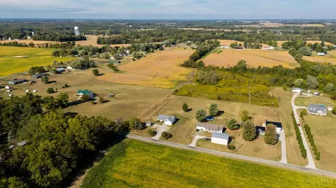 6175 Miller Ln, Hillsboro, OH 45133