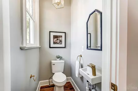 Bath - 6504 Iris Ave, Cincinnati, OH 45213 photo 1 of 8