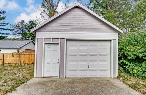 Exterior - 6504 Iris Ave, Cincinnati, OH 45213 photo 7 of 9