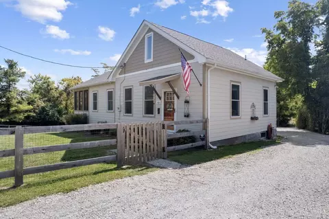 3813 Lucy Run Cemetery Rd, Batavia, OH 45103