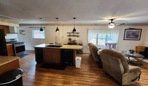 541 Main St, Williamsburg, OH 45176 photo 9