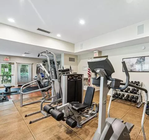 6680 Adena Cir, Hamilton Township, OH 45039 photo 42