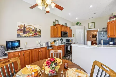 6680 Adena Cir, Hamilton Township, OH 45039 photo 12