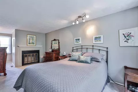 Bedroom - 4576 Brookview Dr, Batavia, OH 45103 photo 2 of 3