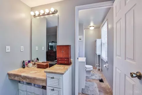 Bath - 4576 Brookview Dr, Batavia, OH 45103 photo 2 of 5
