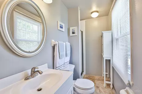 Bath - 4576 Brookview Dr, Batavia, OH 45103 photo 1 of 5