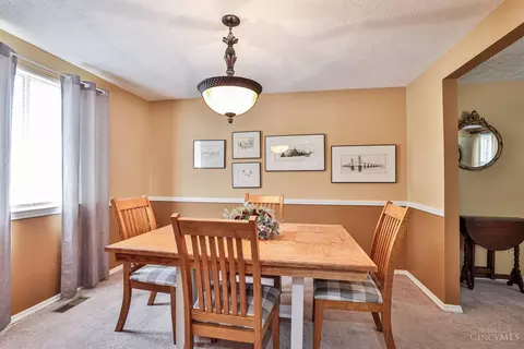Dining - 4576 Brookview Dr, Batavia, OH 45103 photo 2 of 3