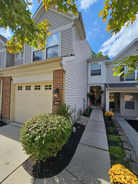 5723 High Tree Dr, Cincinnati, OH 45247