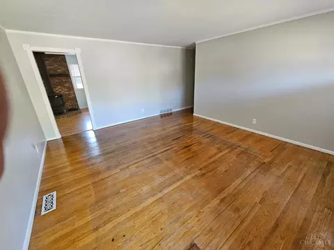 9054 Tag Dr, Cincinnati, OH 45231 photo 12