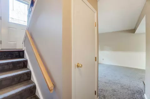 Entry Way - 6578 Knottypine Dr, Cincinnati, OH 45230 photo 3 of 3