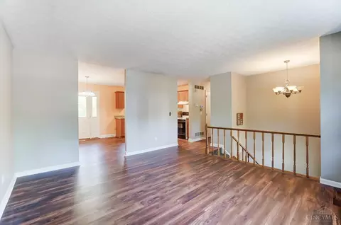 Living - 6578 Knottypine Dr, Cincinnati, OH 45230 photo 3 of 6