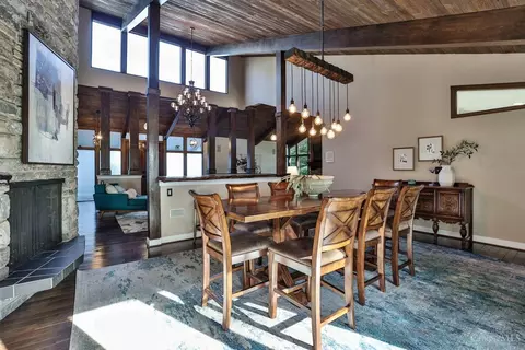 Dining - 548 Rollingrock Ln, Cincinnati, OH 45255 photo 2 of 5