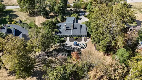 View/Area - 548 Rollingrock Ln, Cincinnati, OH 45255 photo 5 of 6
