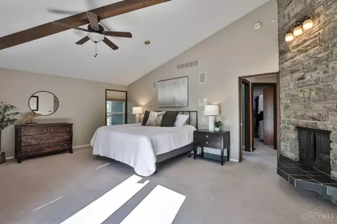 Bedroom - 548 Rollingrock Ln, Cincinnati, OH 45255 photo 1 of 8