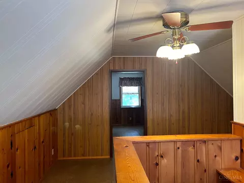 Entry Way - 1618 Joseph Ct, Cincinnati, OH 45231 photo 2 of 2